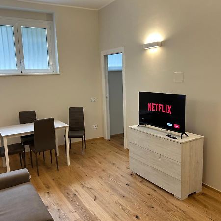 Moscova Luxury Bruno Apartment Мілан Екстер'єр фото